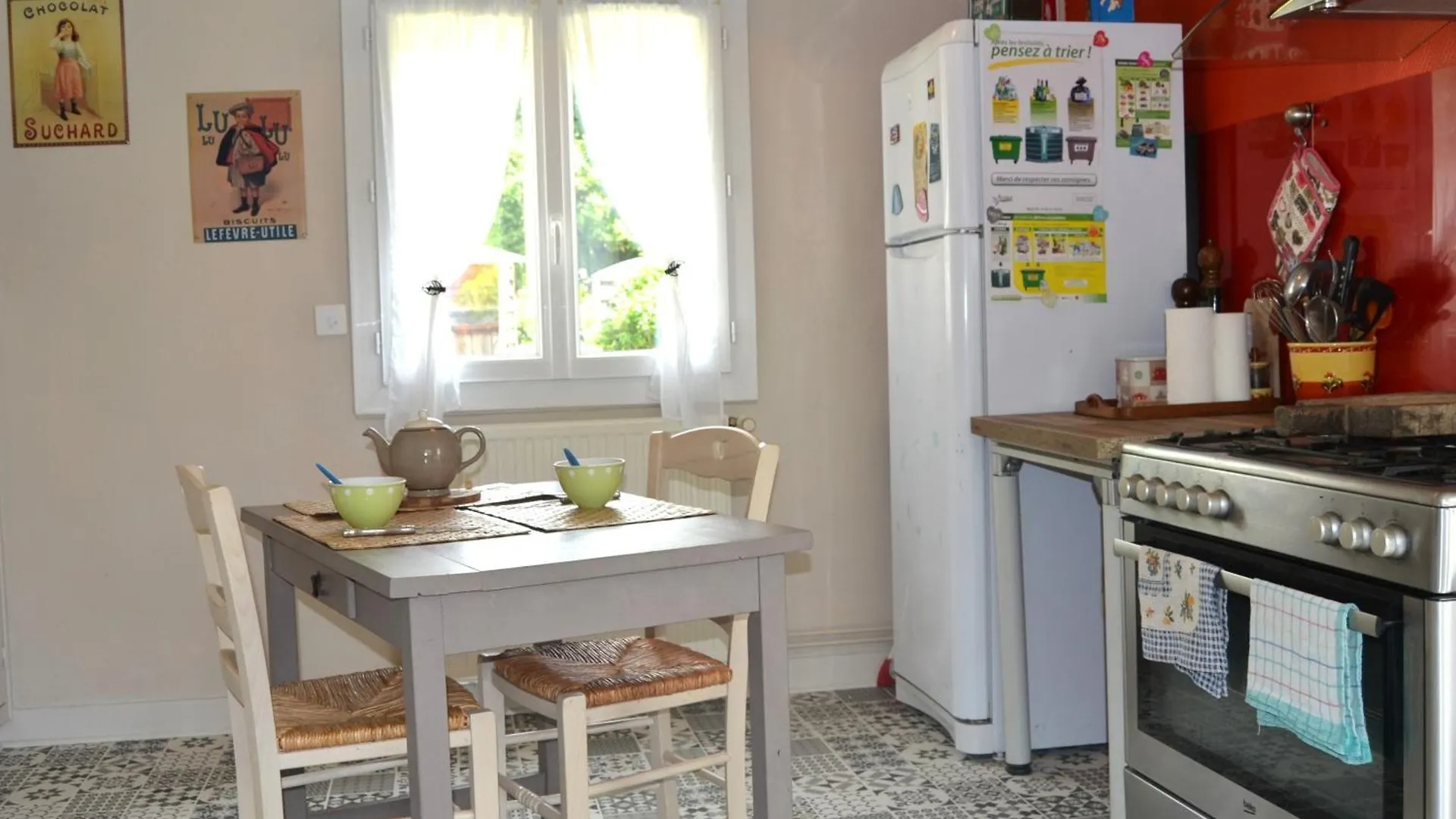 Gite L'Ancienne Epicerie Meyronne 0*,  France